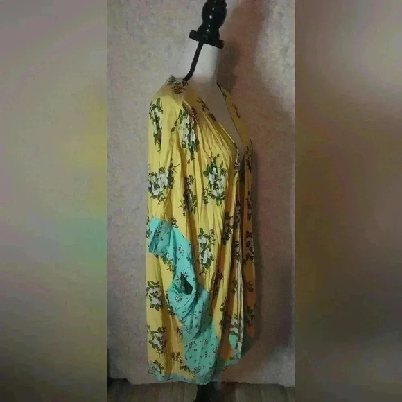Matilda Jane What a Catch Floral Yellow and Aqua Kimona Size M/L - Picture 4 of 6